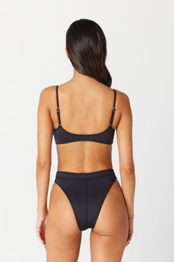 Fiona Bottom